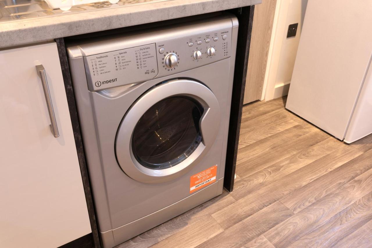 Hoemli Smart City Centre Apartment Leicester Eksteriør billede